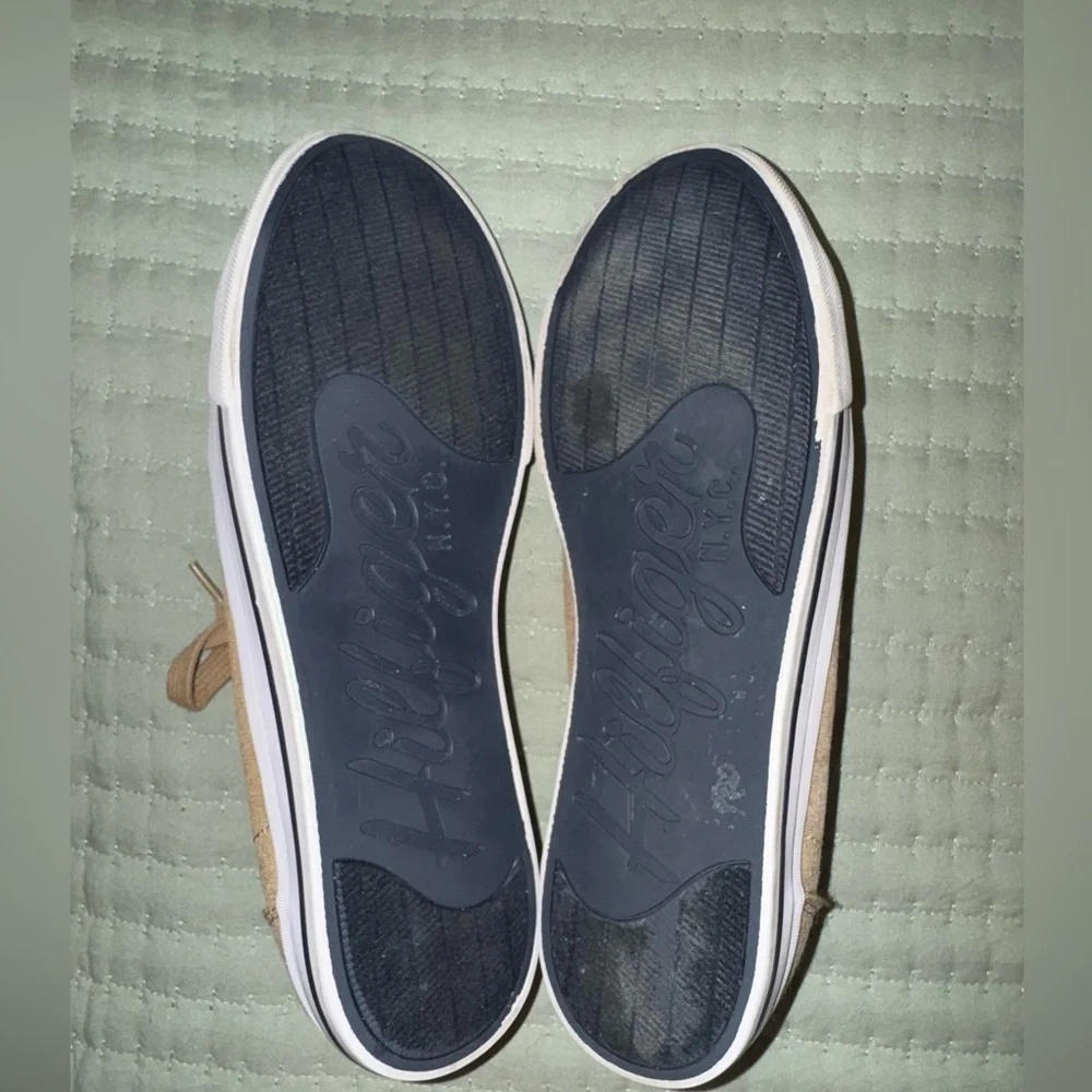 Tommy Hilfiger Men's Tan Sneakers. Size 10. GUC.